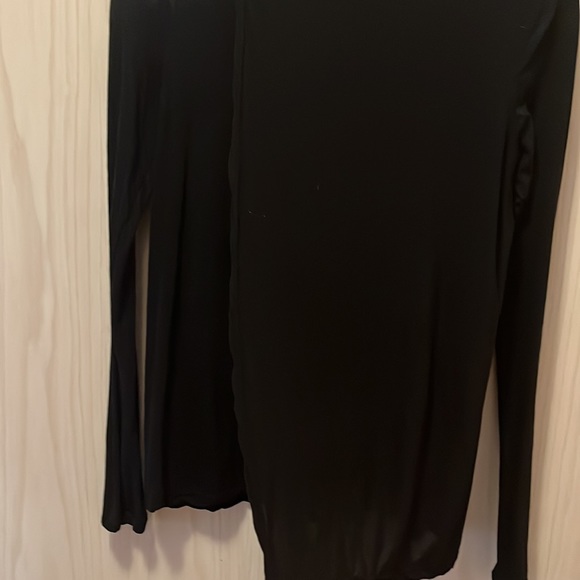 JAMES PERSE  black turtleneck with back detail - Picture 6 of 7